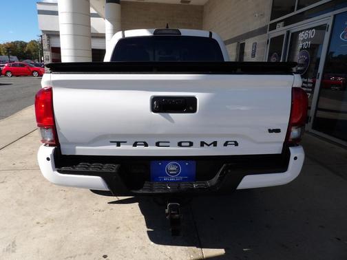 2018 Toyota Tacoma TRD Sport