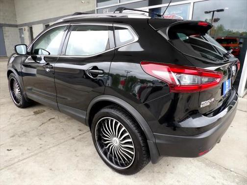 2021 Nissan Rogue Sport SL