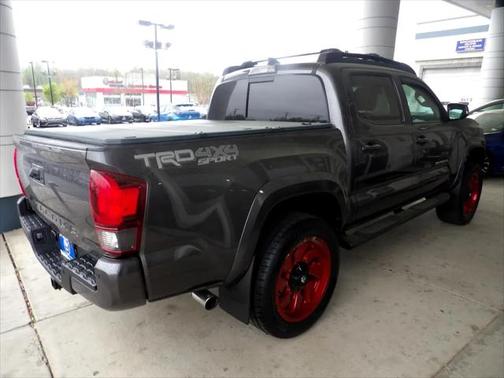 2018 Toyota Tacoma TRD Sport