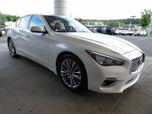 Majestic White 2023 INFINITI Q50 3.0t LUXE