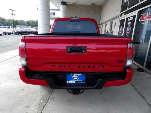 2022 Toyota Tacoma TRD Sport
