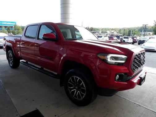 2022 Toyota Tacoma TRD Sport