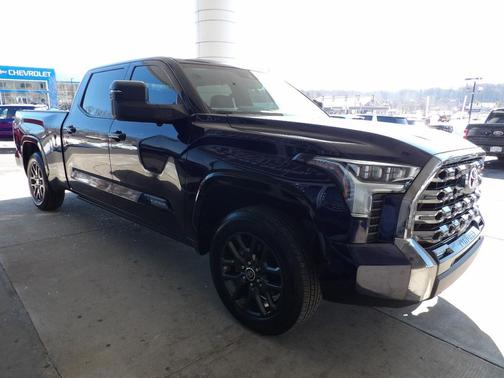 2022 Toyota Tundra Platinum