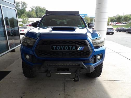 2017 Toyota Tacoma TRD Sport