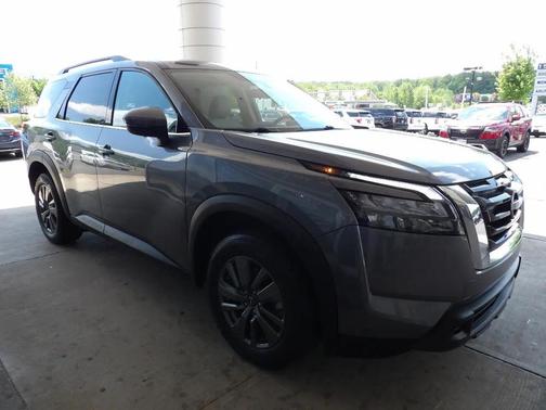 Gun Metallic 2024 Nissan Pathfinder SV FWD