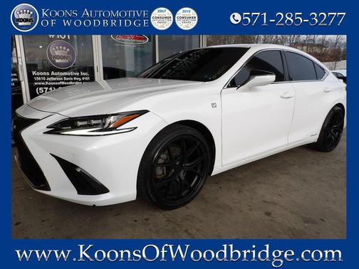 2022 Lexus ES 300h F SPORT