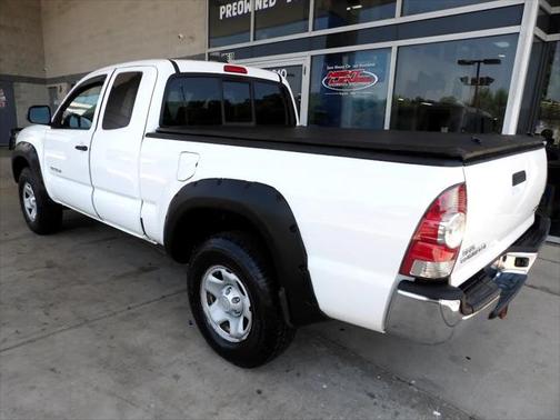 2015 Toyota Tacoma Base