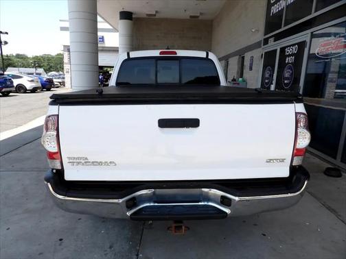 2015 Toyota Tacoma Base