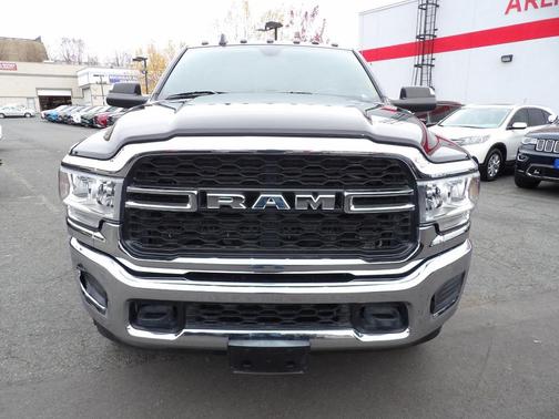 2021 RAM 3500 Tradesman Regular Cab 4x4 8' Box