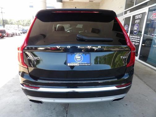 Onyx Black Metallic 2021 Volvo XC90 T6 Inscription