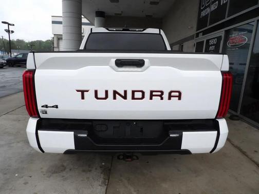 Ice Cap 2024 Toyota Tundra SR5