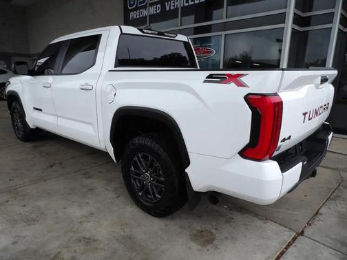 Ice Cap 2024 Toyota Tundra SR5