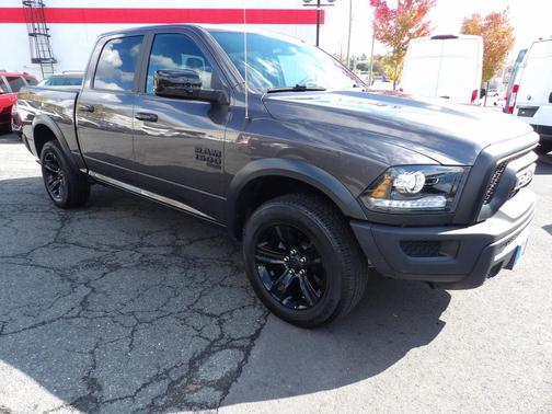 2024 RAM 1500 Classic Warlock Crew Cab 4x4 5'7' Box