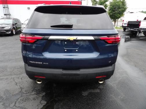 Northsky Blue Metallic 2023 Chevrolet Traverse LT Cloth