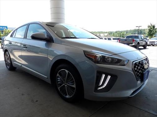 2021 Hyundai IONIQ Plug-In Hybrid SE