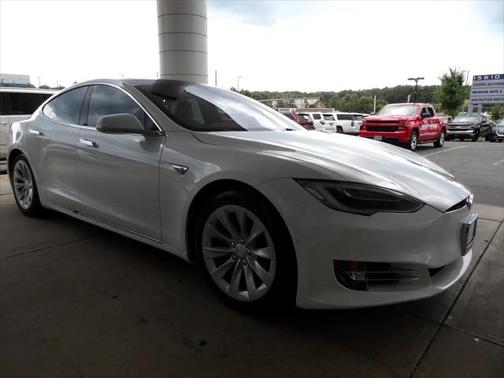 2016 Tesla Model S 90D