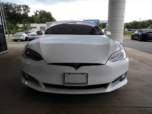2016 Tesla Model S 90D