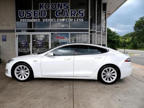 2016 Tesla Model S 90D