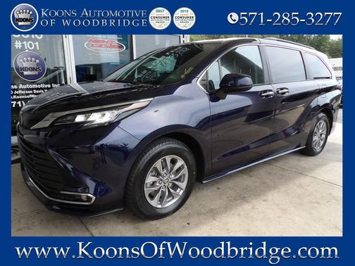 2022 Toyota Sienna XLE 7 Passenger
