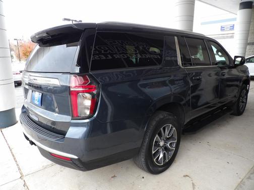 2021 Chevrolet Suburban LT