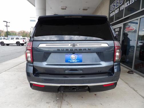 2021 Chevrolet Suburban LT