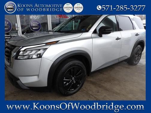 2025 Nissan Pathfinder SV 4WD