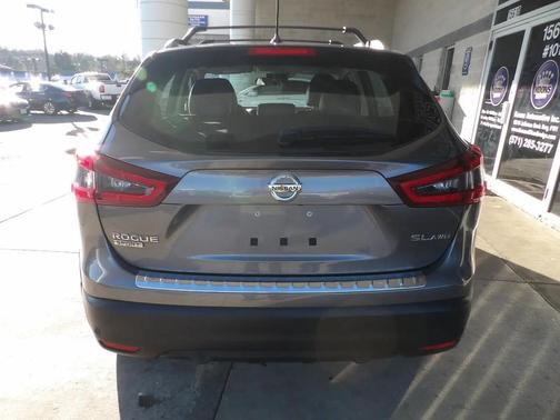 2022 Nissan Rogue Sport SL