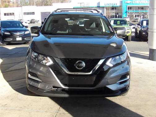 2022 Nissan Rogue Sport SL