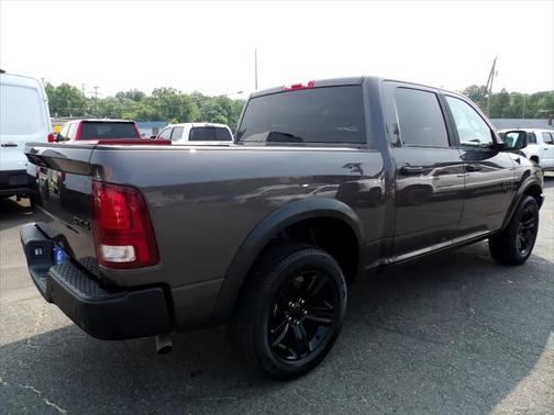 2024 RAM 1500 Classic Warlock Crew Cab 4x4 5'7' Box
