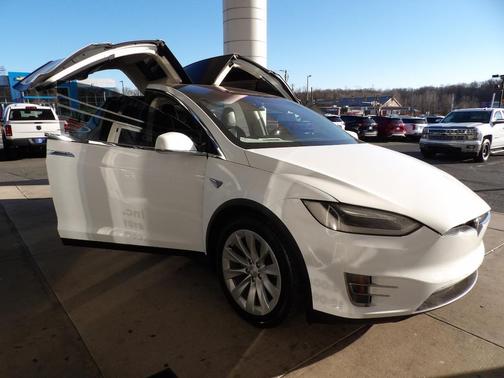 2016 Tesla Model X 70D