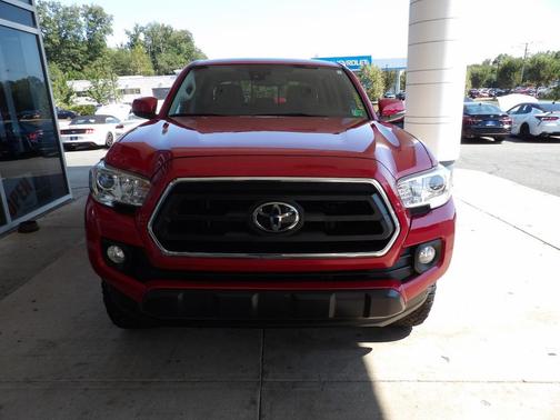 2022 Toyota Tacoma SR5