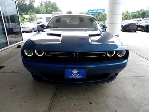 2020 Dodge Challenger SXT