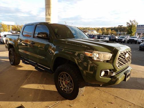 2021 Toyota Tacoma TRD Sport