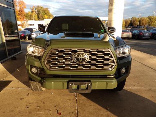 2021 Toyota Tacoma TRD Sport