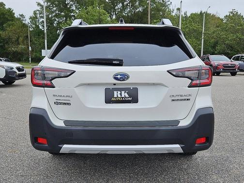 2024 Subaru Outback Touring XT
