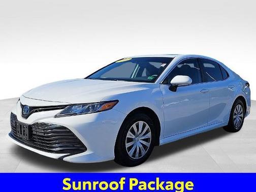 2019 Toyota Camry Hybrid LE