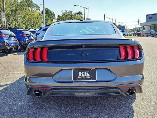 2019 Ford Mustang EcoBoost
