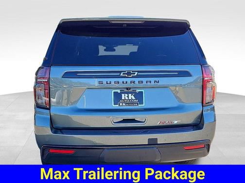 2023 Chevrolet Suburban RST