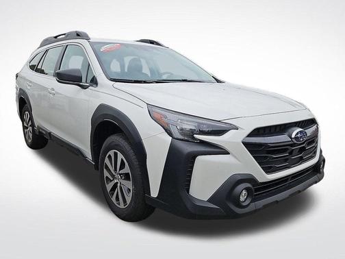 2025 Subaru Outback Base