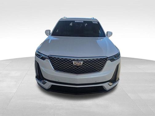 2023 Cadillac XT6 Luxury FWD