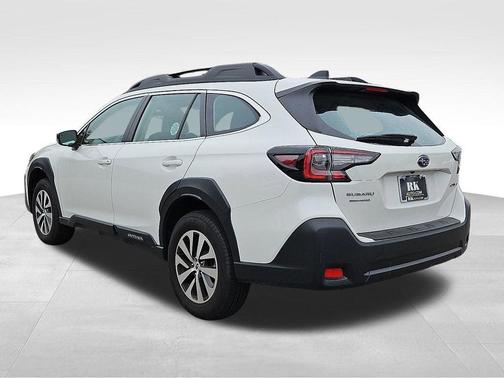 2025 Subaru Outback Base
