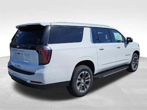 2025 Chevrolet Suburban LS