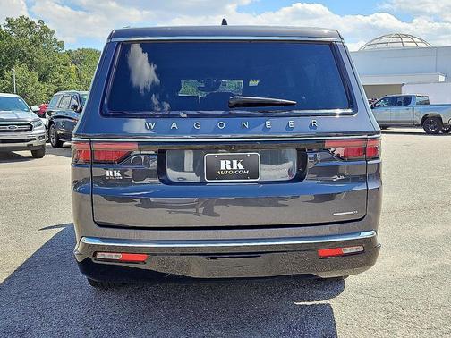2024 Jeep Wagoneer L Series II 4x4