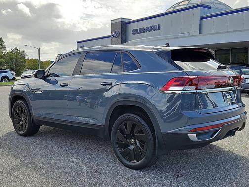 2024 Volkswagen Atlas Cross Sport 2.0T SE w/Technology