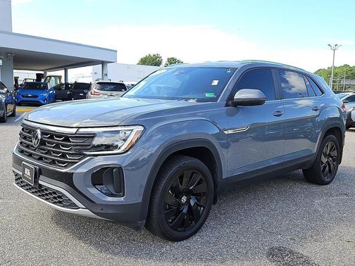 2024 Volkswagen Atlas Cross Sport 2.0T SE w/Technology