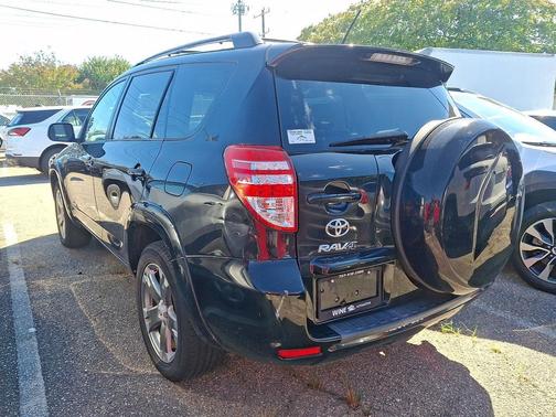2011 Toyota RAV4 Sport