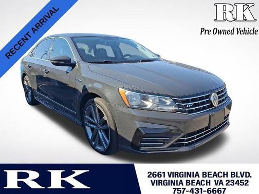 2017 Volkswagen Passat 1.8T R-Line w/Comfort
