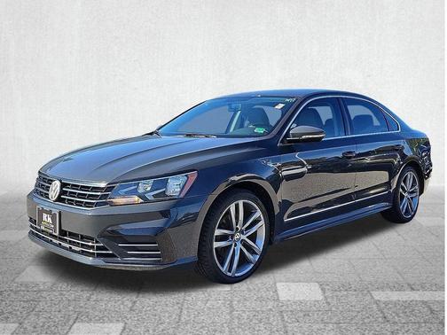 2017 Volkswagen Passat 1.8T R-Line w/Comfort