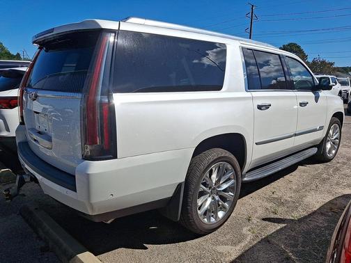 2019 Cadillac Escalade ESV Luxury