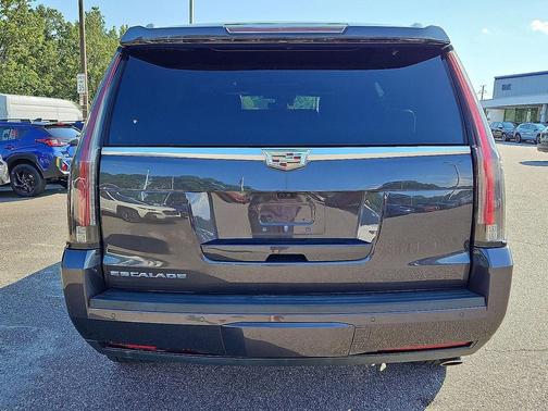 2018 Cadillac Escalade Platinum